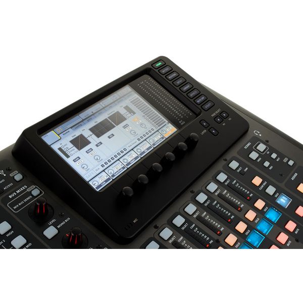 Behringer X32 Compact