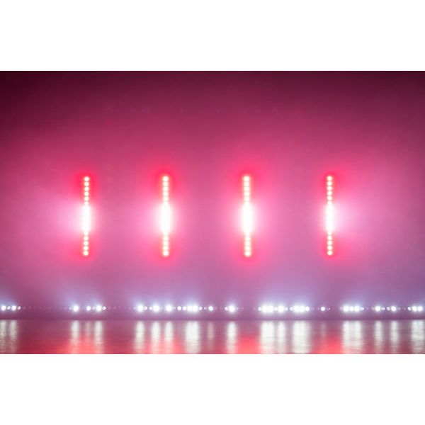 Stairville Show Bar Pro 16x10W RGBAW IP65