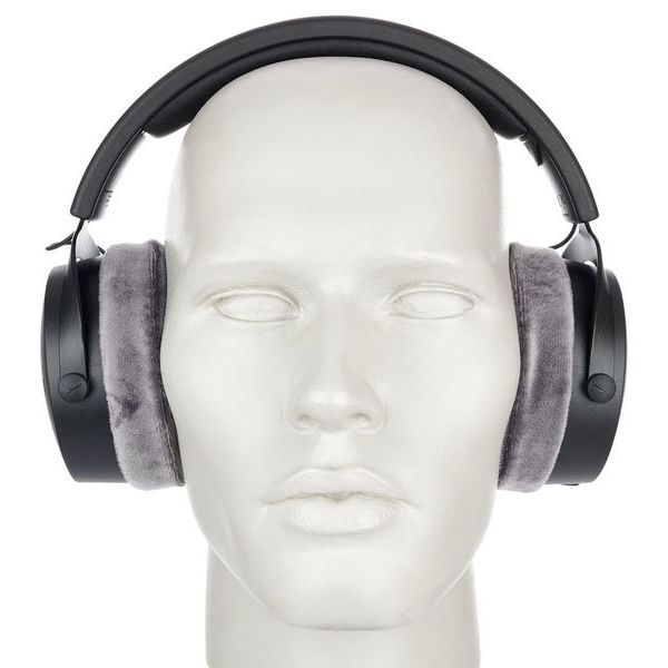 beyerdynamic DT 700 PRO X