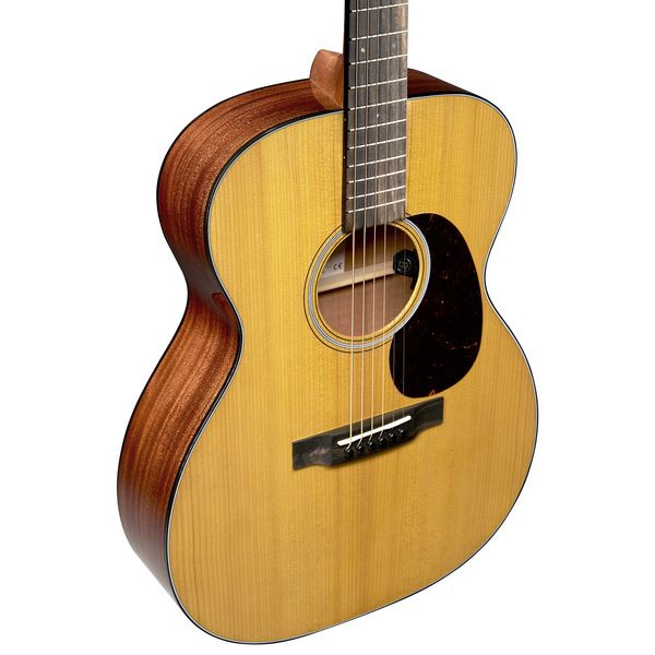 Martin Guitar 000-18 Retro Plus